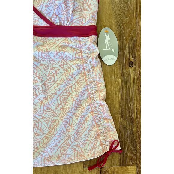 Lucy Wade In Out, Women’s Water Tank Top Size XL Fuchsia Pink Paddleboard NWT - Picture 8 of 13